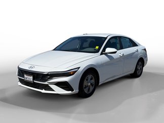 Certified 2024 Hyundai Elantra SE image 1