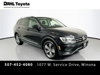 Used 2020 Volkswagen Tiguan SEL w/ 3rd Row Seat Package image 1