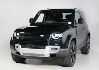 Used 2024 Land Rover Defender 90 S image 1
