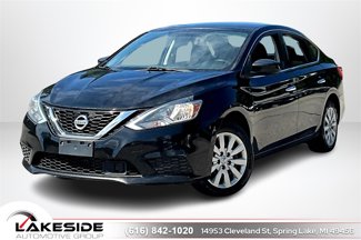 Used 2018 Nissan Sentra S image 1