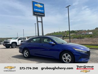 Used 2021 Hyundai Elantra SE image 1