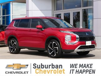 Used 2024 Mitsubishi Outlander SE image 1