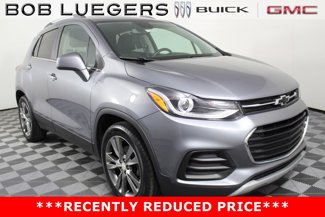 Certified 2020 Chevrolet Trax LT w/ Sun & Sound Package image 1