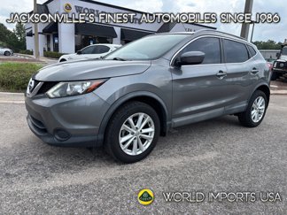 Used 2017 Nissan Rogue Sport SV image 1