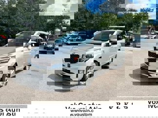 Used 2016 Kia Sedona EX image 1