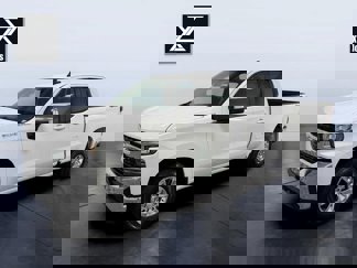 Used 2021 Chevrolet Silverado 1500 LT image 1