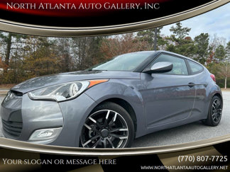 Used 2017 Hyundai Veloster image 1