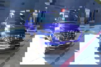Certified 2025 Hyundai Venue Limited image 1