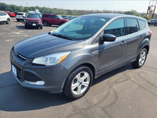 Used 2016 Ford Escape SE w/ SE Cold Weather Package image 1