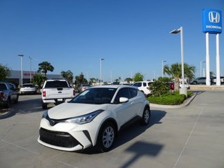 Used 2020 Toyota C-HR LE image 1