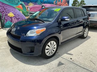 Used 2013 Scion xD image 1