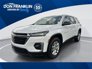 Used 2023 Chevrolet Traverse LS image 1