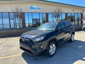 Used 2021 Toyota RAV4 XLE image 1