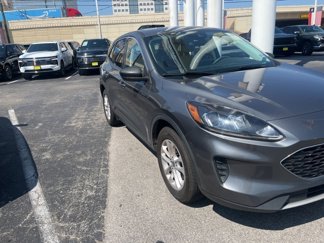 Used 2022 Ford Escape SE image 1