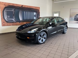 Used 2021 Tesla Model 3 Standard Range Plus image 1