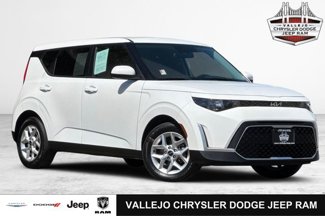 Used 2024 Kia Soul LX w/ Option Group 015 image 1