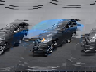 Used 2017 Ford Fusion SE image 1