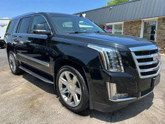 Used 2018 Cadillac Escalade Luxury image 1