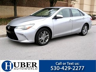 Used 2016 Toyota Camry SE image 1