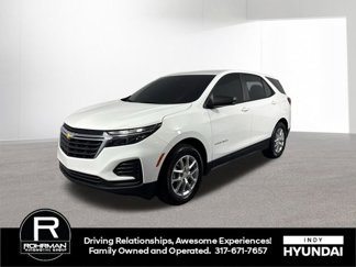 Used 2023 Chevrolet Equinox LS image 1
