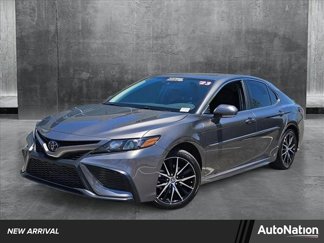 Used 2023 Toyota Camry SE image 1