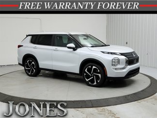 Used 2022 Mitsubishi Outlander ES image 1