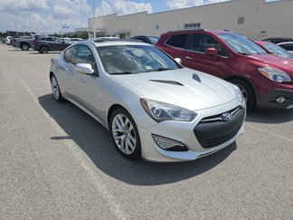 Used 2013 Hyundai Genesis 3.8 image 1
