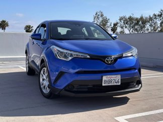 Used 2019 Toyota C-HR LE image 1