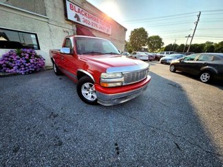 Used 2000 Chevrolet Silverado 1500 2WD Regular Cab w/ Exterior Appearance Pkg image 1