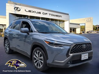 Used 2022 Toyota Corolla Cross XLE image 1