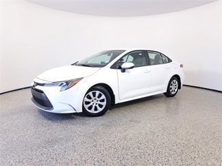 Used 2024 Toyota Corolla LE image 1