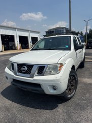 Used 2014 Nissan Frontier Desert Runner image 1