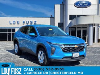 Used 2025 Chevrolet Trax LS w/ LS Convenience Package image 1