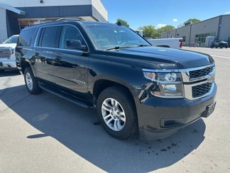 Used 2019 Chevrolet Suburban LT image 1