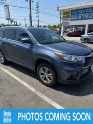 Used 2015 Toyota Highlander XLE image 1