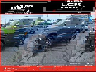 Used 2021 Jeep Grand Cherokee Limited w/ Trailer Tow Group IV image 1