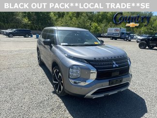 Used 2022 Mitsubishi Outlander SE image 1