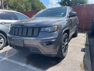 Used 2019 Jeep Grand Cherokee Altitude image 1
