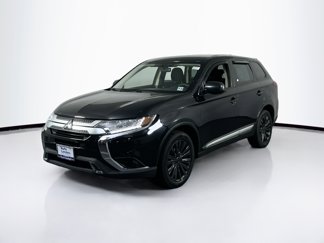 Used 2020 Mitsubishi Outlander ES image 1