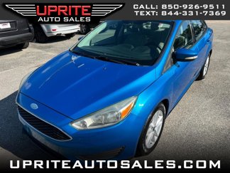 Used 2015 Ford Focus SE image 1
