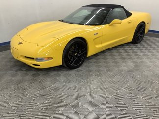 Used 2001 Chevrolet Corvette Convertible w/ Preferred Equipment Group2 image 1