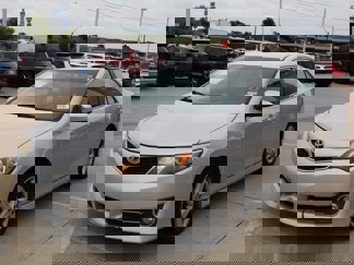 Used 2012 Toyota Camry SE image 1