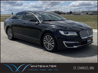 Used 2017 Lincoln MKZ Premiere image 1