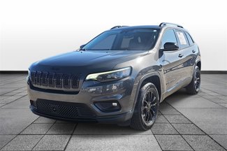 Used 2023 Jeep Cherokee Altitude Lux image 1