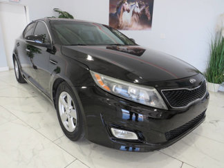 Used 2015 Kia Optima LX image 1
