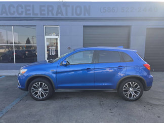 Used 2018 Mitsubishi Outlander Sport SE image 1