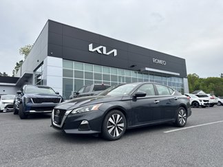 Used 2022 Nissan Altima 2.5 SV image 1