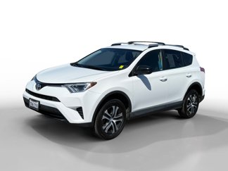 Used 2016 Toyota RAV4 LE image 1