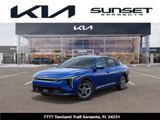 New 2025 Kia K4 LXS image 1