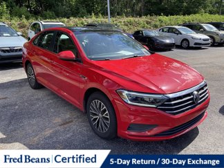 Used 2019 Volkswagen Jetta SEL image 1